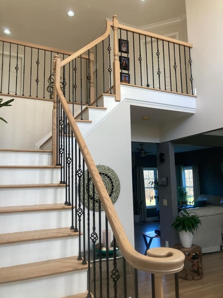 Aullwood-Flooring-About-Us-L-Stairs