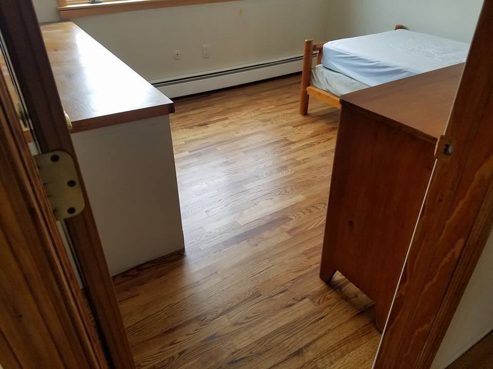 Aullwood-Flooring-Projects-Bedroom-1